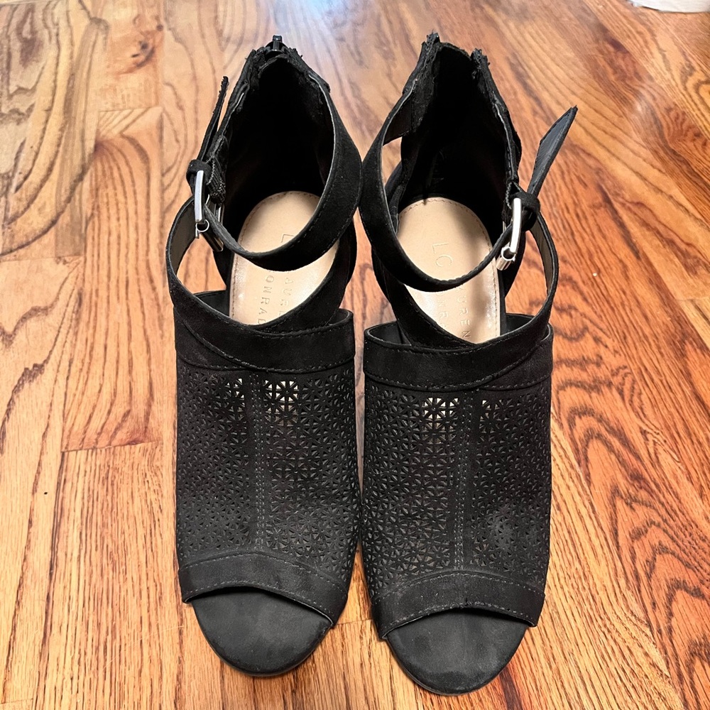 Lauren Conrad Black Peep Toe Bootie Size 9